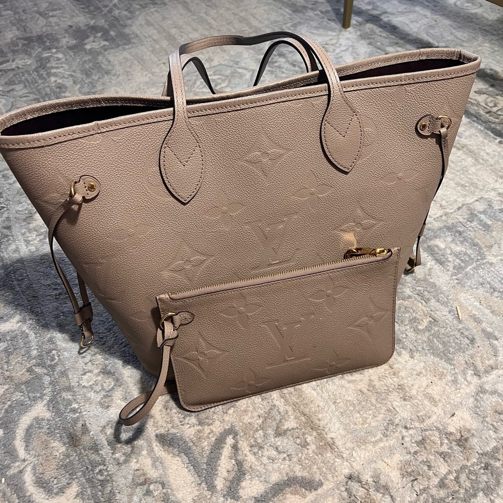 NEVERFULL MM Turteldove Tote Bag Louis Vuitton